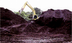 有機質土壌改良材「スリーダイヤ2号」／健康な土壌を育むバーク堆肥